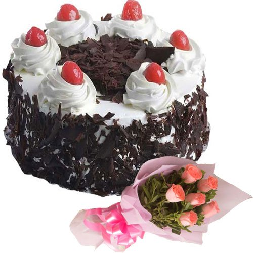 black-forest-cake-in-round-6-Pink-Roses