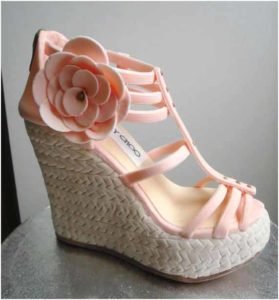 high heel shoe cake