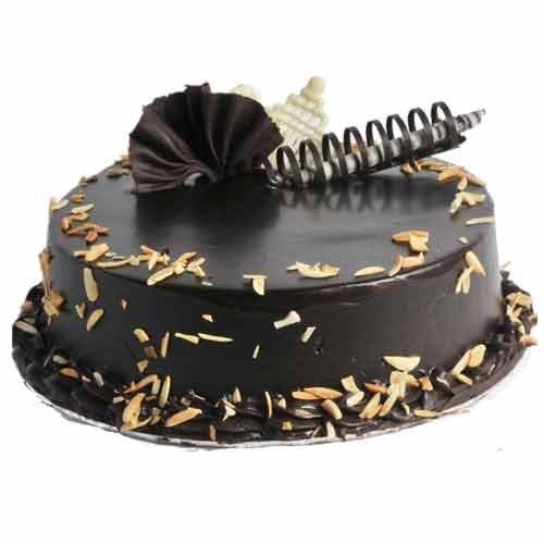 almond-over-chocolate-cake