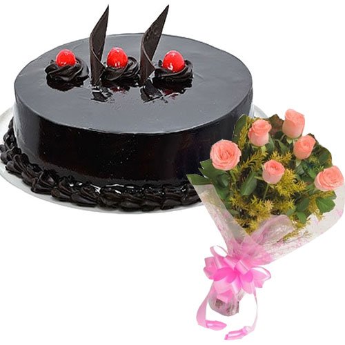 chocolate-cream-cake-6-pink-roses