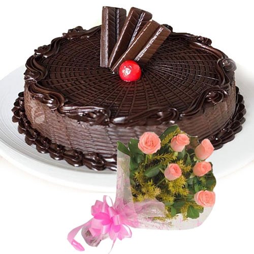 imperial-crunch-cake-6-pink-roses