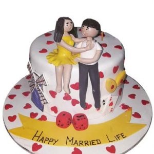 Couple Love Cake