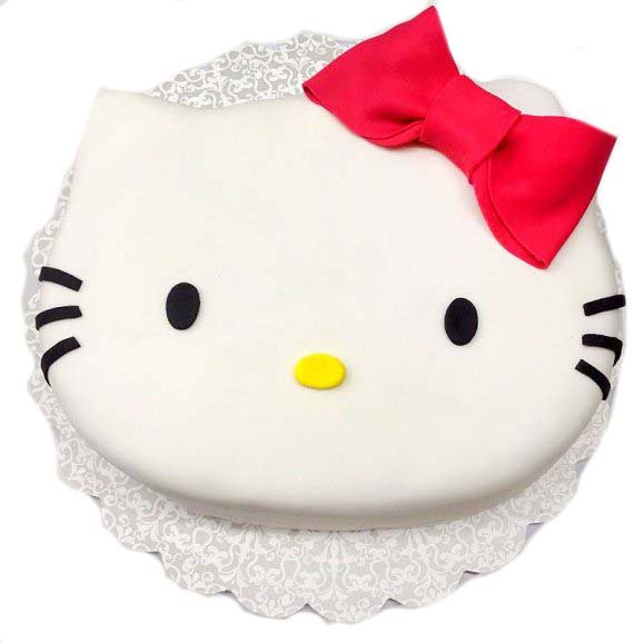 white-kitty-cake