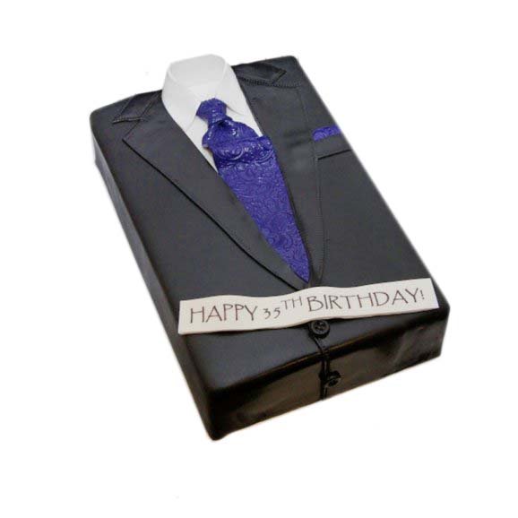 fondant-suit-cake