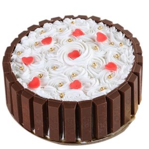 Kitkat Rose Chocolate Cake